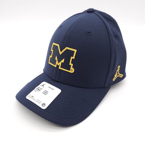 Michigan Wolverines Jordan Brand 2024 Sideline Rise Swoosh Flex Hat Size S/M Cap - Picture 1 of 7